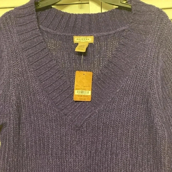 Arizona Grape Purple Sweater  size 1XJr Plus NWT - Picture 4 of 7